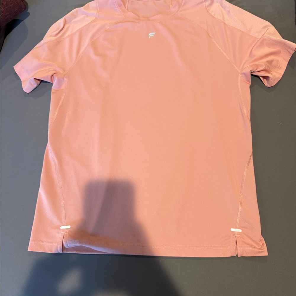 Pink Athletic T-Shirt men’s Fabletics